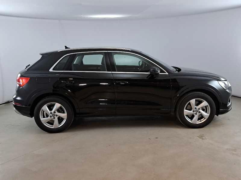 AUDI Q3 40 TDI quattro S tronic Business Advanced