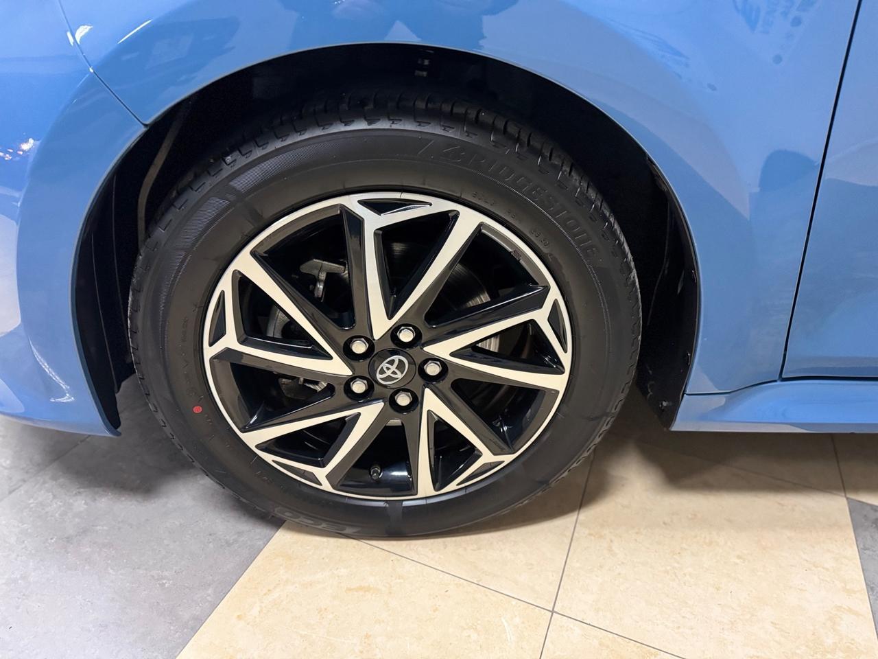 Toyota Yaris 1.5 Hybrid 5 porte Trend