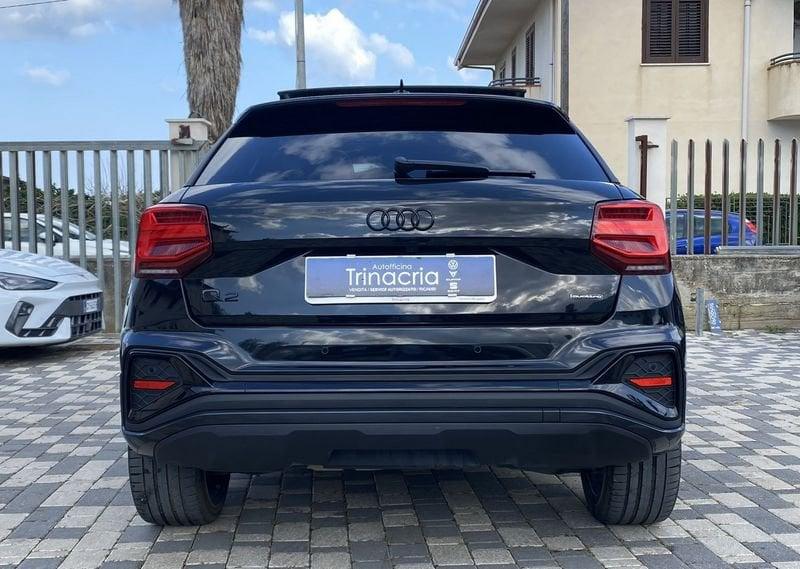 Audi Q2 S Line interno ed esterno 2.0 TDI 150CV S-Tronic quattro 35