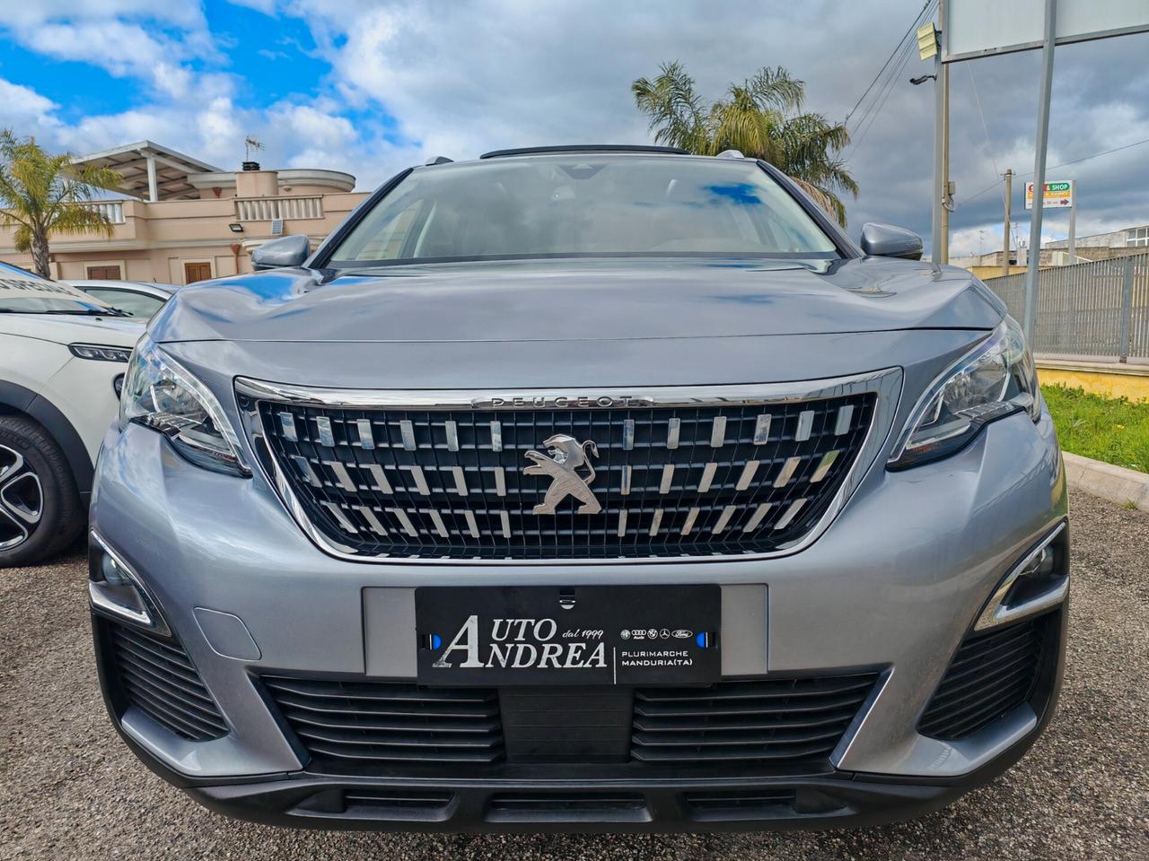 Peugeot 3008 15HDi Tetto navig led 2020