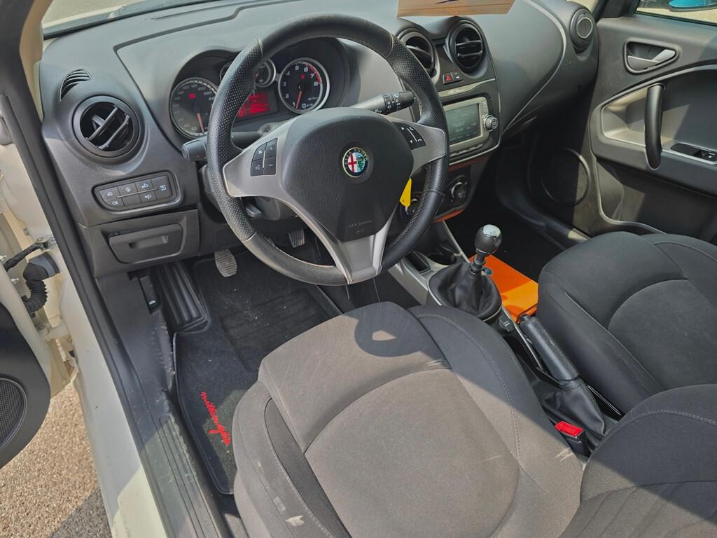 Alfa Romeo MiTo 1.4 78 CV Distinctive IDEALE PER NEO PATENTATI