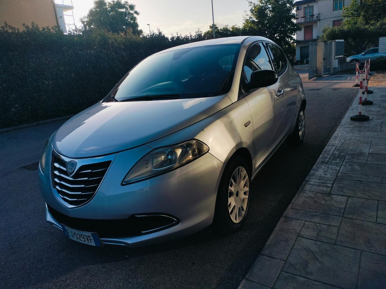 Lancia Ypsilon 1.3 MJT 16V 95 CV 5 porte S&S Platinum