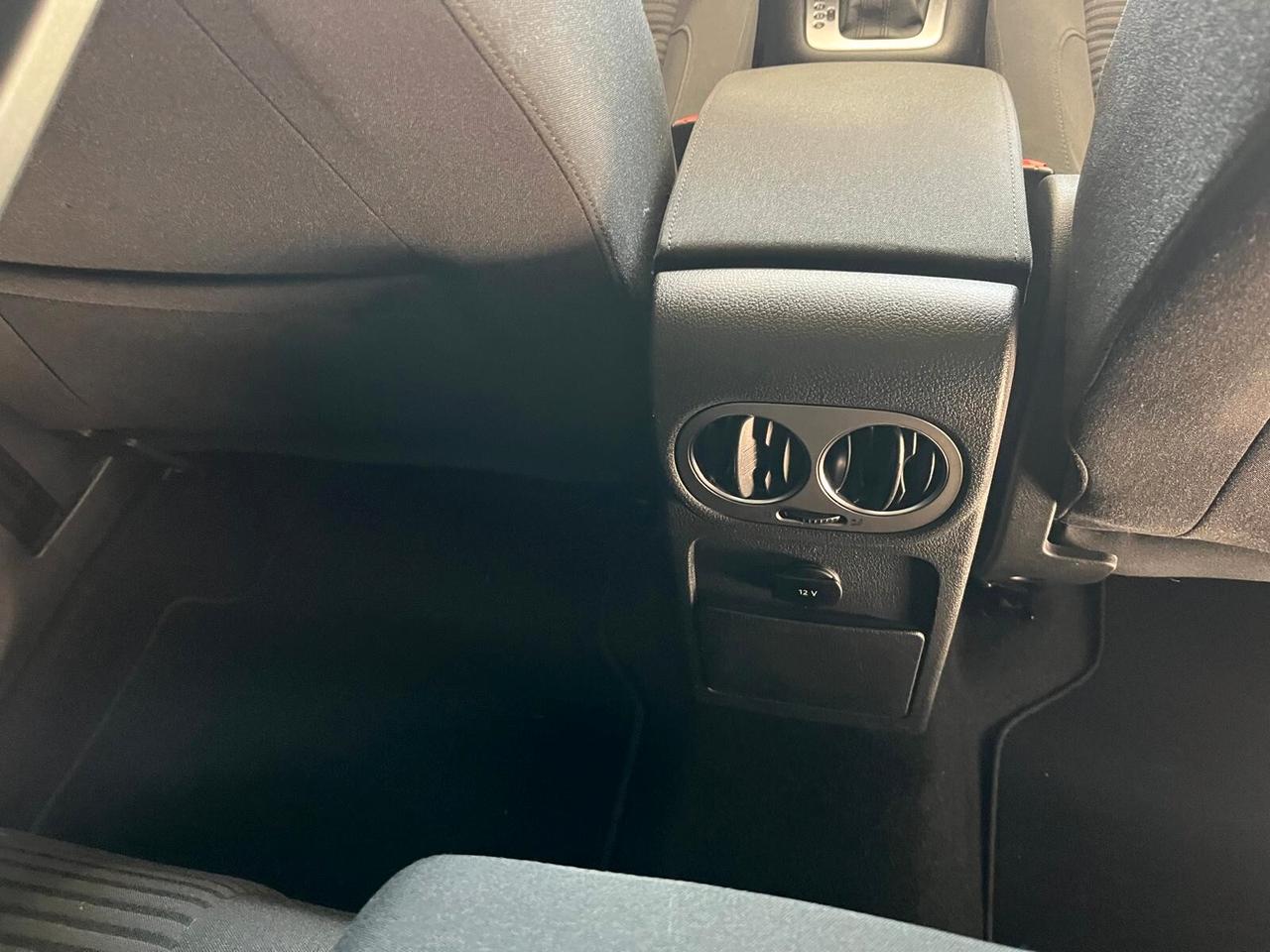 Volkswagen Tiguan 2.0 TDI DPF 4MOTION DSG Sport & Style