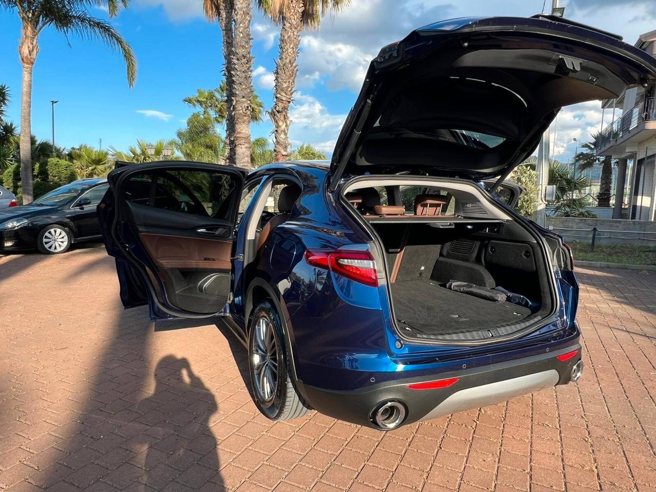 Alfa Romeo Stelvio 2.2 Turbodiesel 190 CV AT8 Q4 Executive