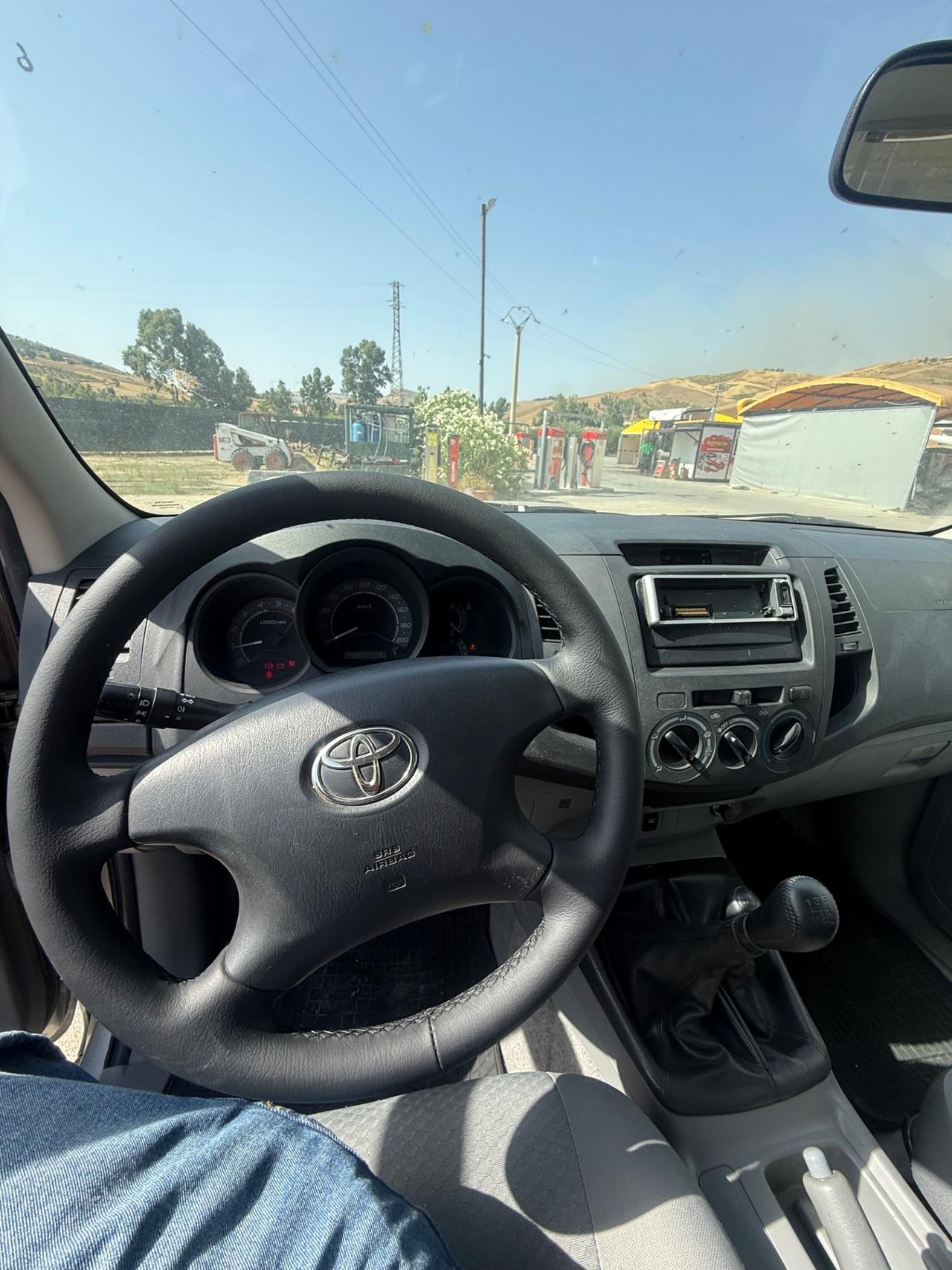 Toyota Hilux 2.5 D-4D 4WD 2p. Extra Cab DLX