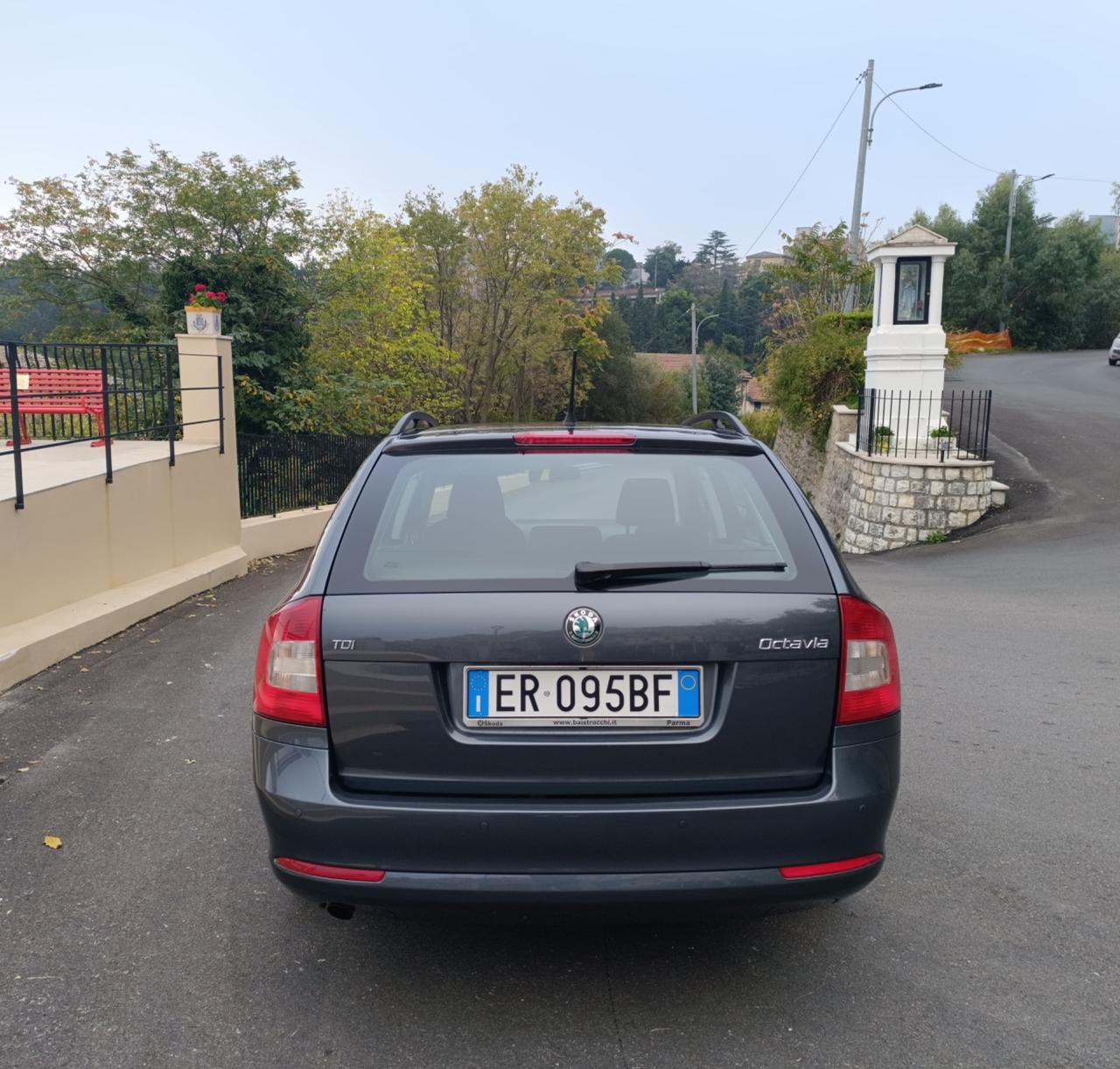 Skoda Octavia 1.6 TDI CR F.AP. Wagon Executive
