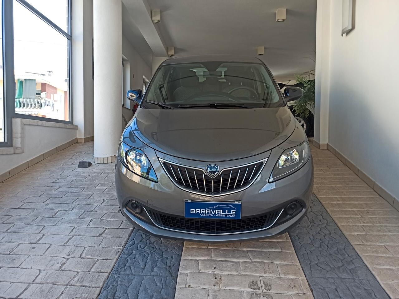 Lancia Ypsilon 1.0 FireFly 5 porte S&S Hybrid Silver 2022