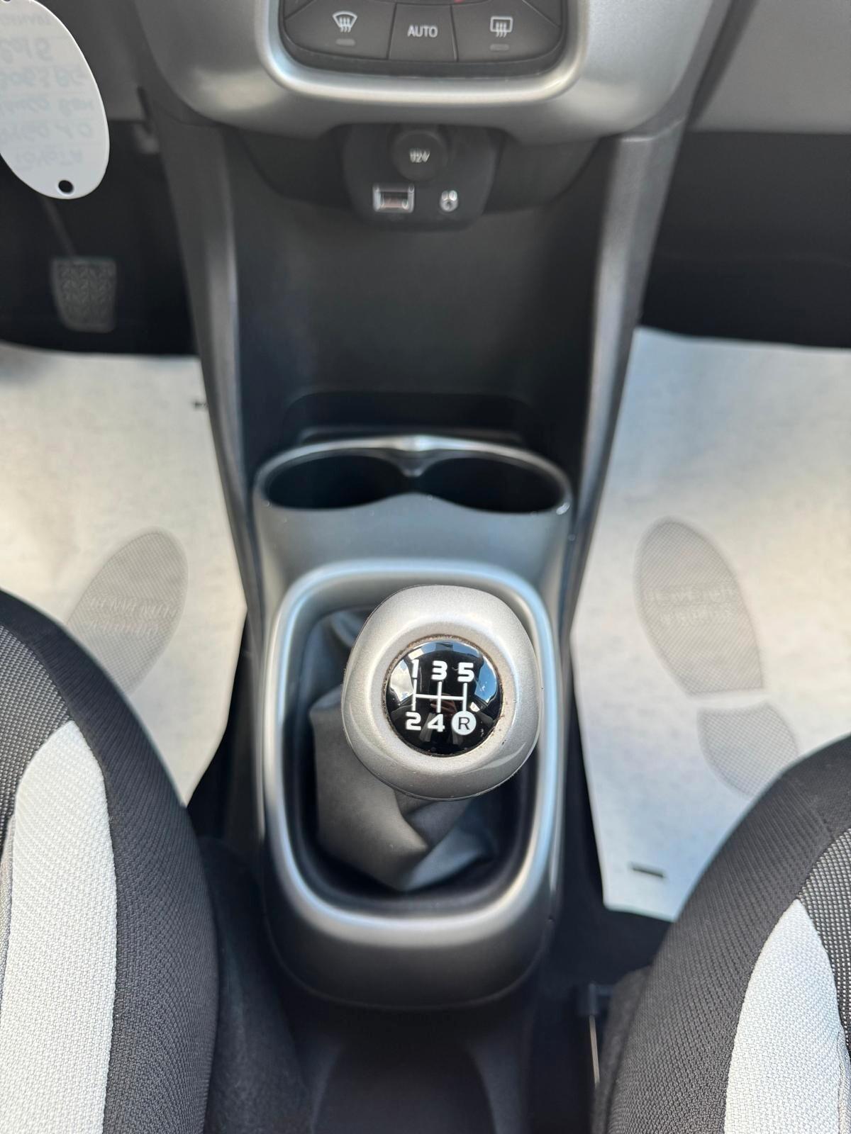Toyota Aygo 1.0 VVT-I 69CV 5P NEOPATENT 2015