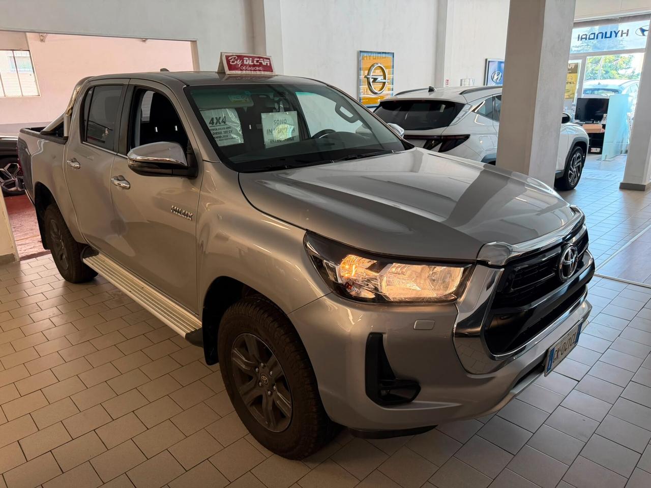 Toyota Hilux 2.4 D-4D 4WD 4 porte Double Cab Executive