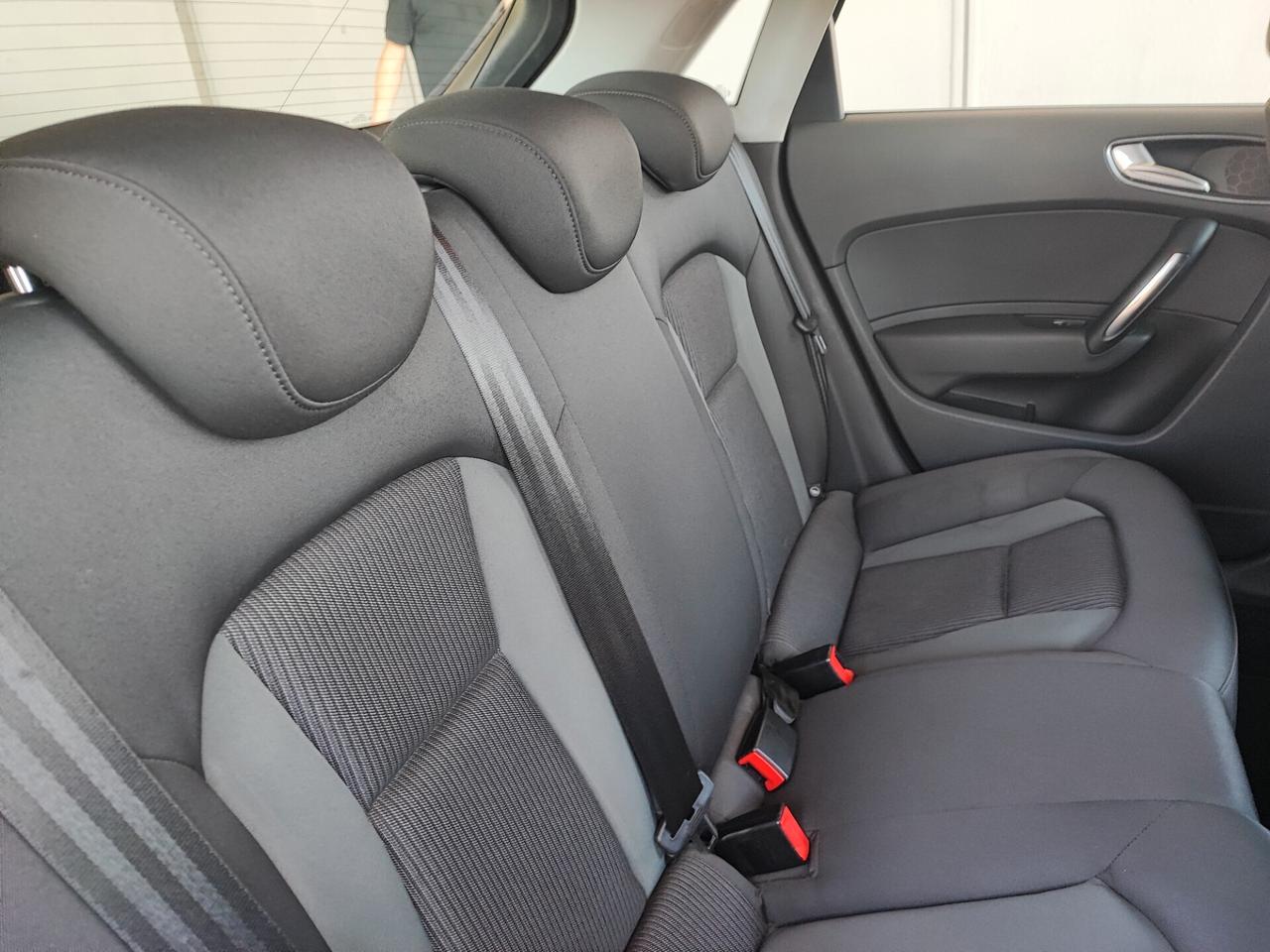 Audi A1 SPB 1.6 TDI 116 CV S tronic Sport