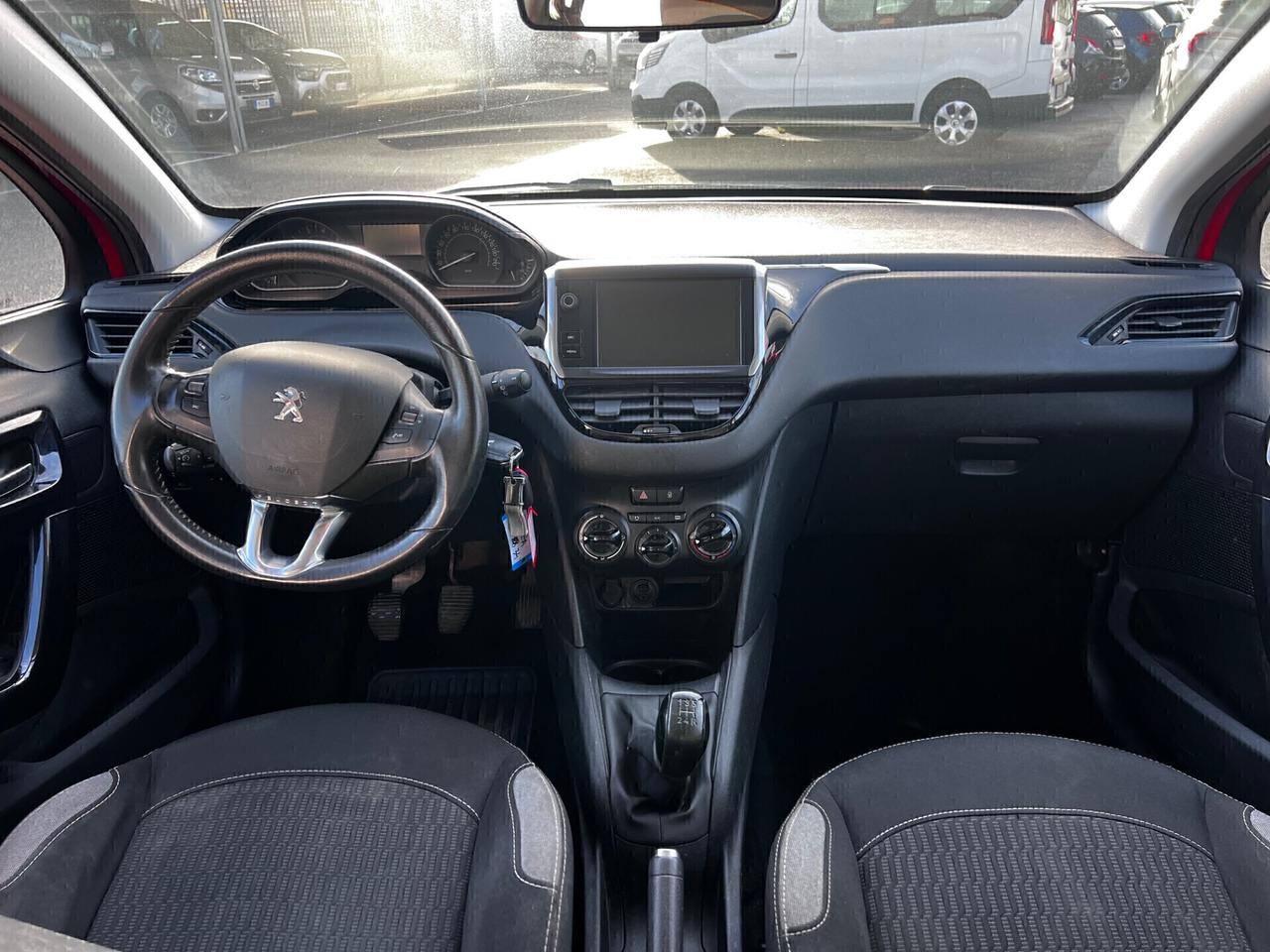 Peugeot 208 PureTech 82 5p. GPL Allure