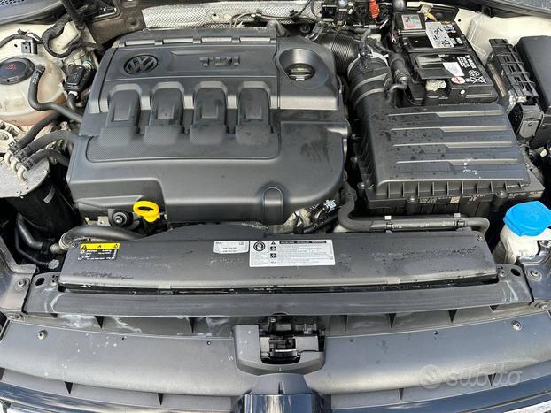 Volkswagen Golf 5p 2.0 tdi executive 150cv dsg