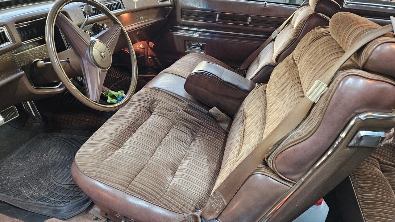 Cadillac Deville 1975