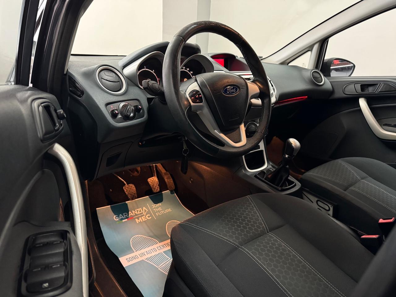 Ford Fiesta 1.4 TDCi 5p. Titanium