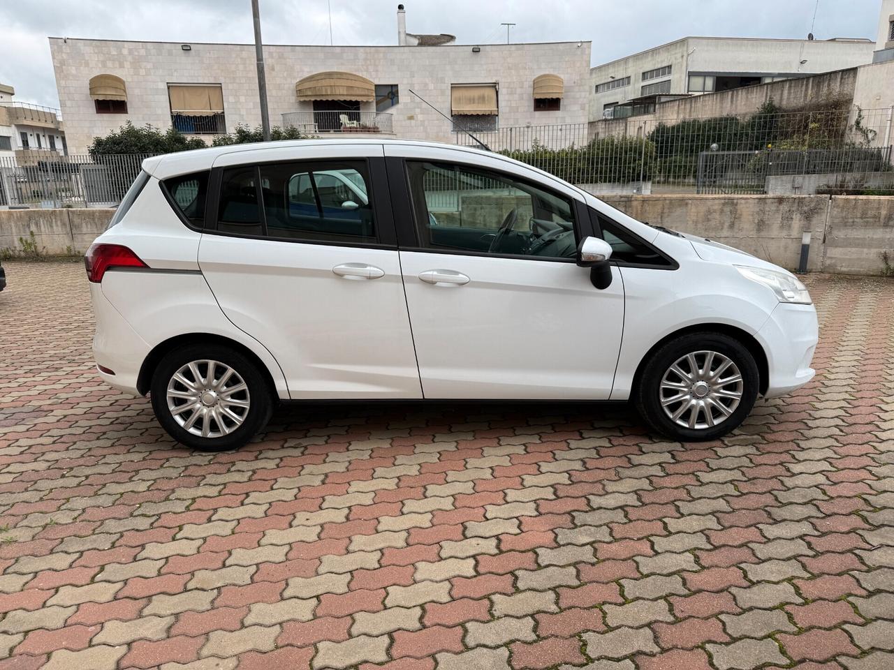 Ford B-Max 1.5 TDCi 75 CV Business