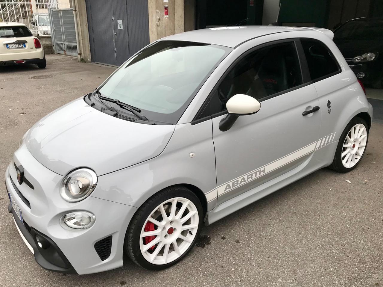 Abarth 595 1.4 Turbo T-Jet 180 CV Esseesse