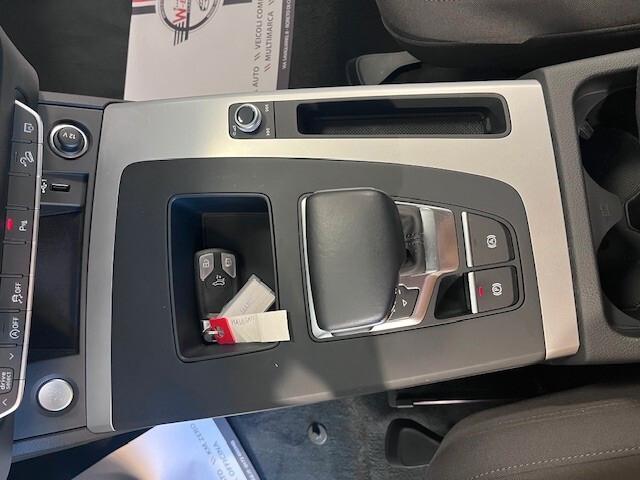 Audi Q5 35 TDI S tronic Business