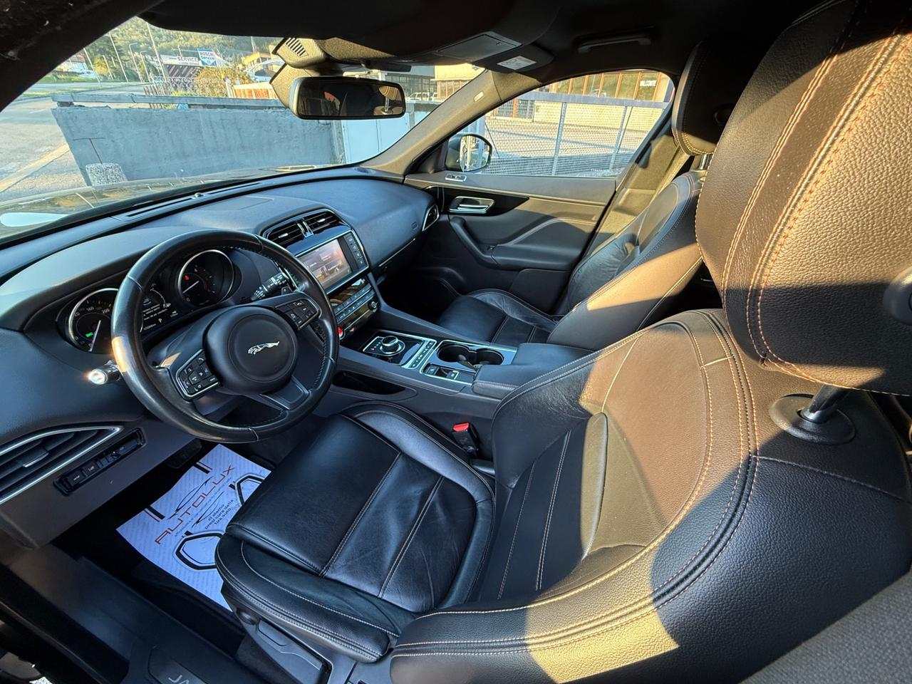 Jaguar F-Pace 2.0 D 180 CV AWD aut. Portfolio 2017