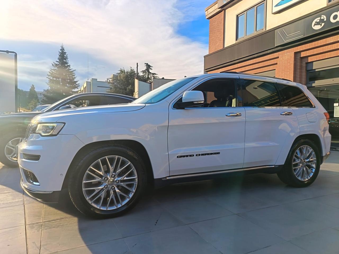 Jeep Grand Cherokee 3.0 V6 CRD 250 CV Multijet II Summit