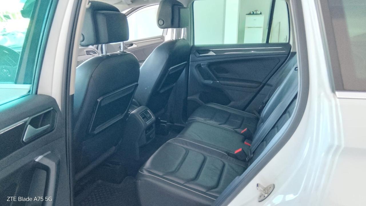 Volkswagen Tiguan 2.0 TDI SCR DSG 4MOTION Executive BMT