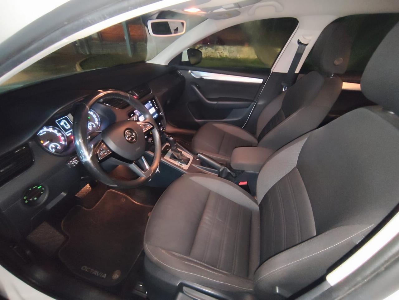 Skoda Octavia 2.0 TDI CR DSG Executive