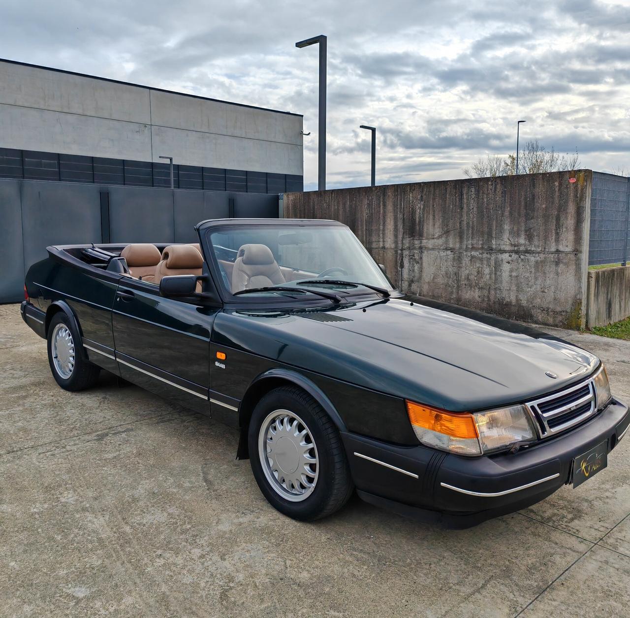 Saab 900 EP Cabriolet (Magnifica)