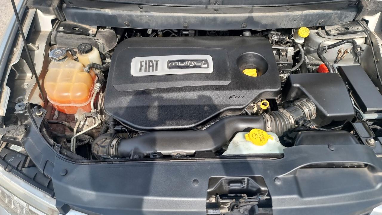 Fiat Freemont 2.0 Multijet 140 CV Urban 7 POSTI