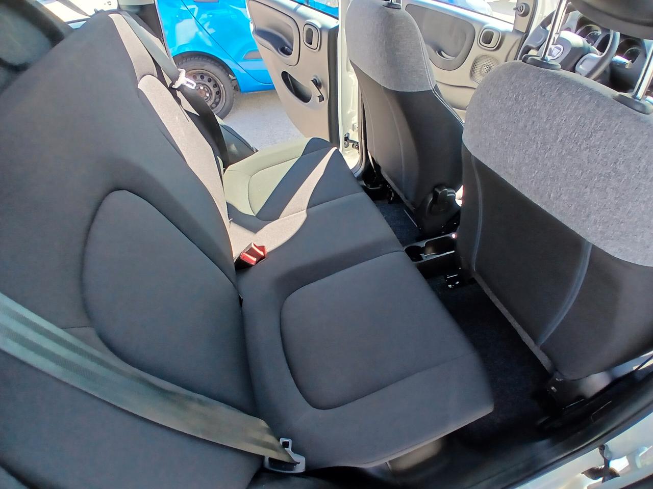Fiat Panda 1.0 HYBRID 70CV 2021