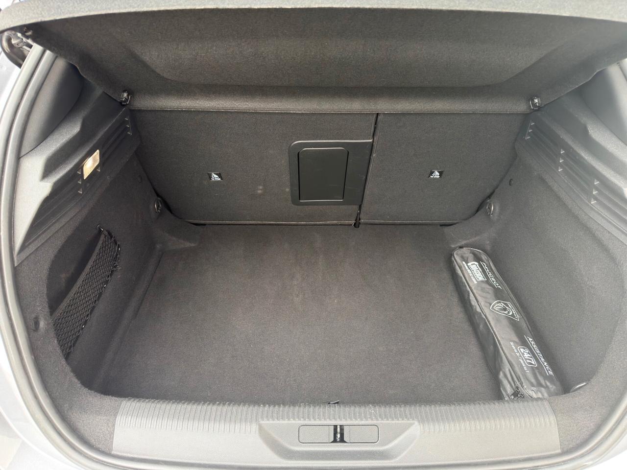 Peugeot 308 Hybrid 145 e-DCS6 GT