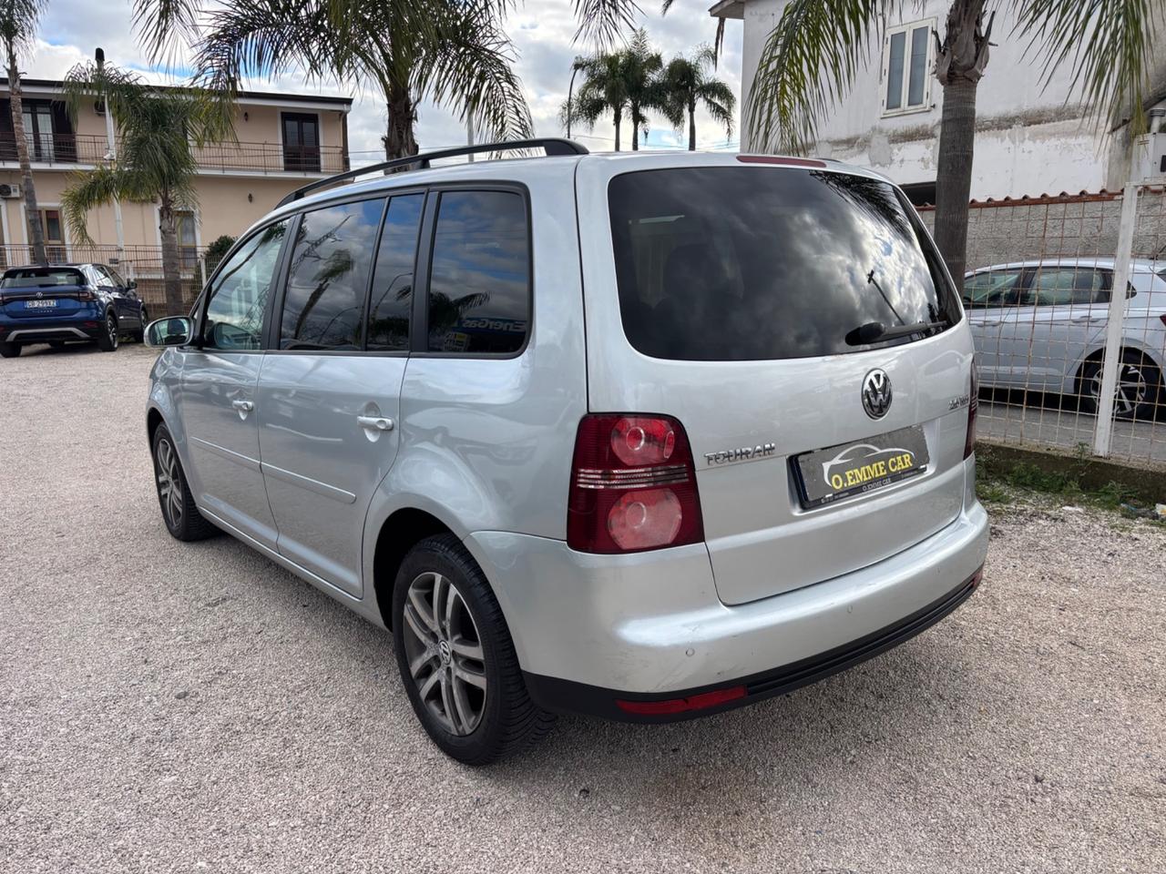 VW TOURAN 2.0 TDI 140CV HIGHLINE