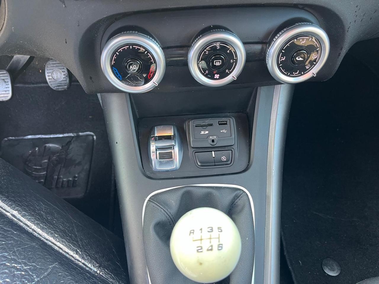 Alfa Romeo giulietta -2.0 mjt-full-12/2015