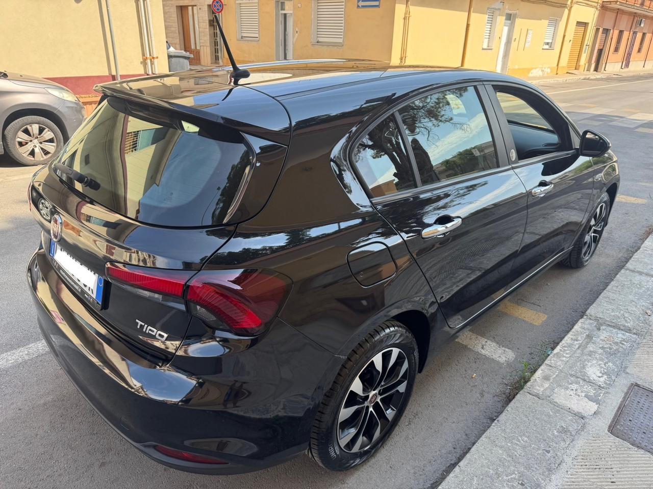 Fiat Tipo 1.3 Mjt S&S 5 porte Mirror