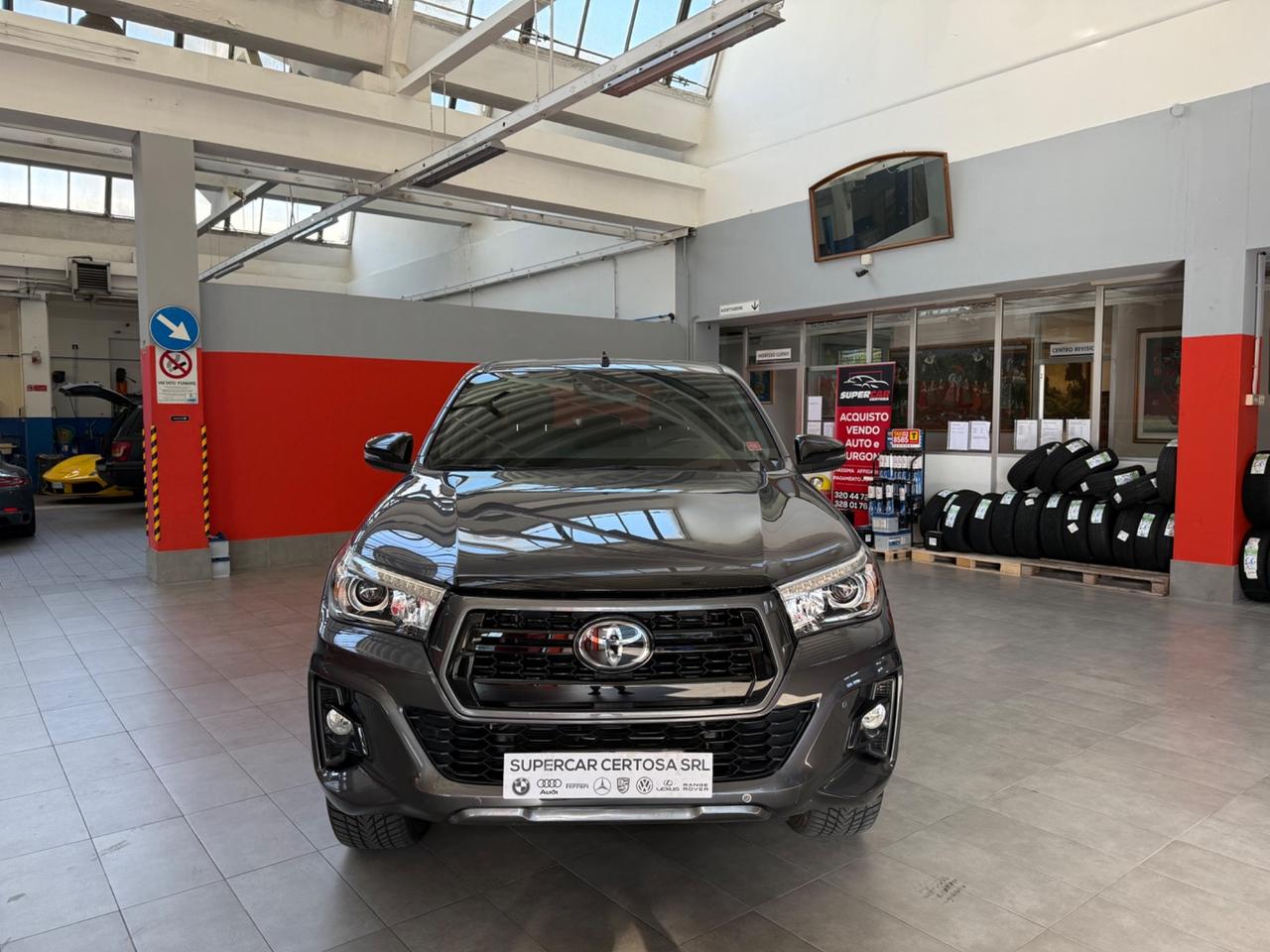 Toyota Hilux 2.4 D-4D A/T 4WD 4 porte Double Cab Lounge
