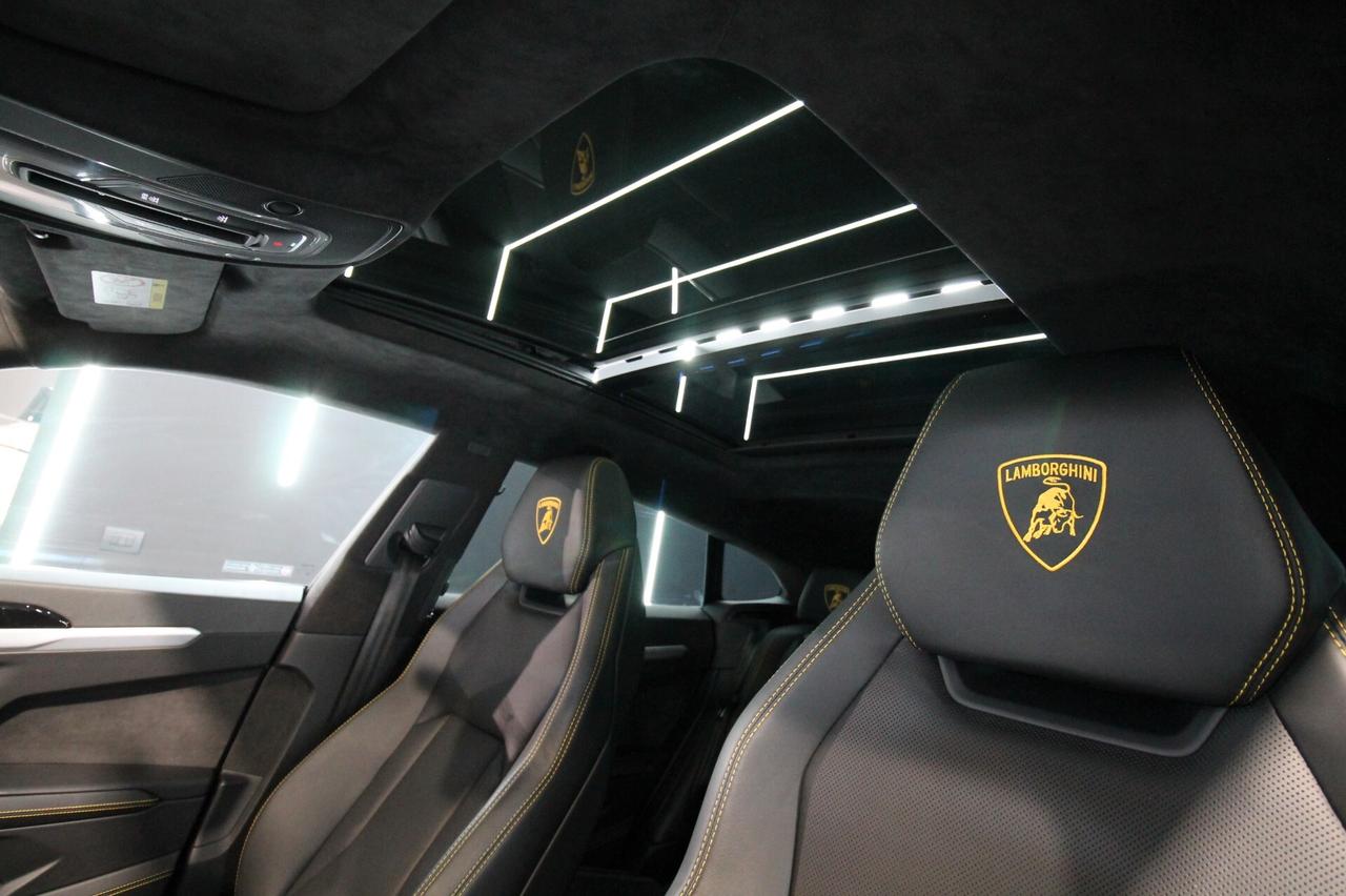 LAMBORGHINI URUS 4.0 650 CV