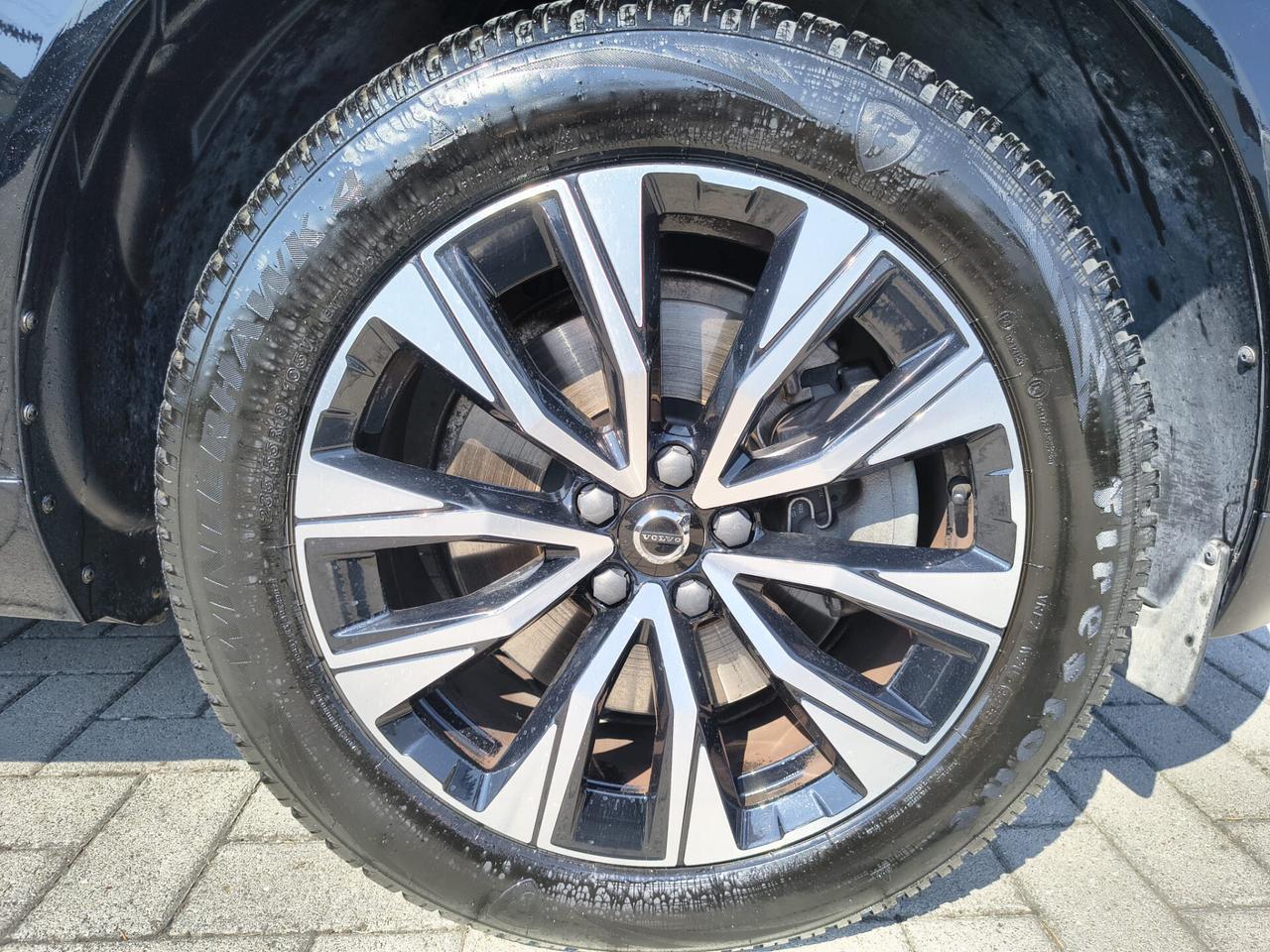 Volvo XC 60 B4 2.0 DIESEL/IBRIDA (d) AWD automatico *MILD HYBRID*