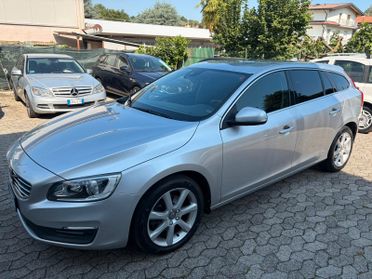 Volvo V60 D3 Momentum*EURO6*CERCHI