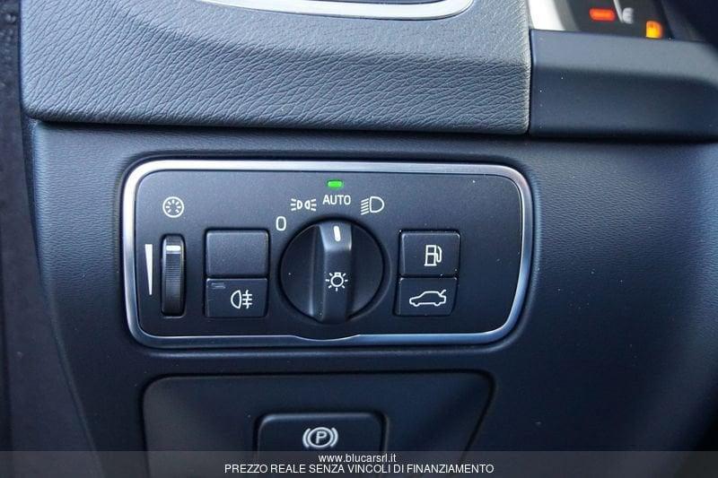 Volvo V60 V60 D2 R-design