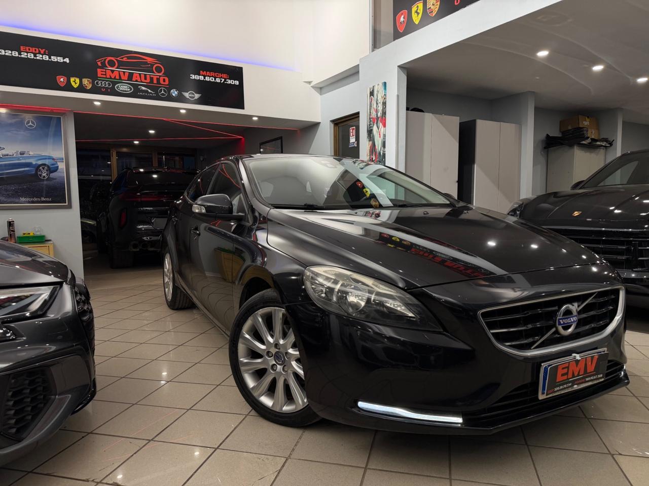 Volvo V40 D2 1.6 Summum