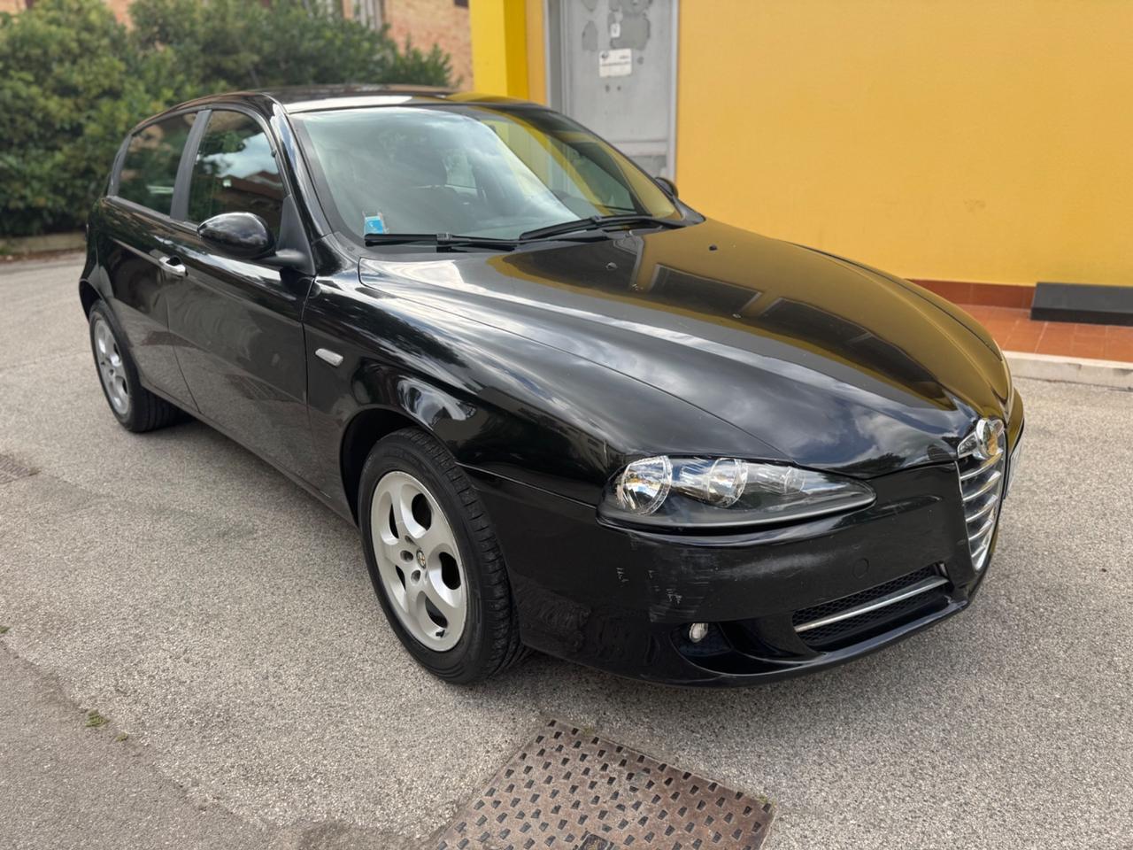 Alfa Romeo 147 1.9 JTD M-JET 16V 5 porte Prog.