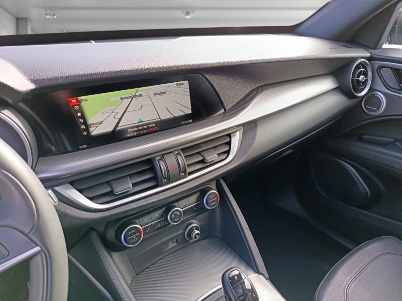 Alfa Romeo Stelvio 2.2 Turbo Business Q4 Auto
