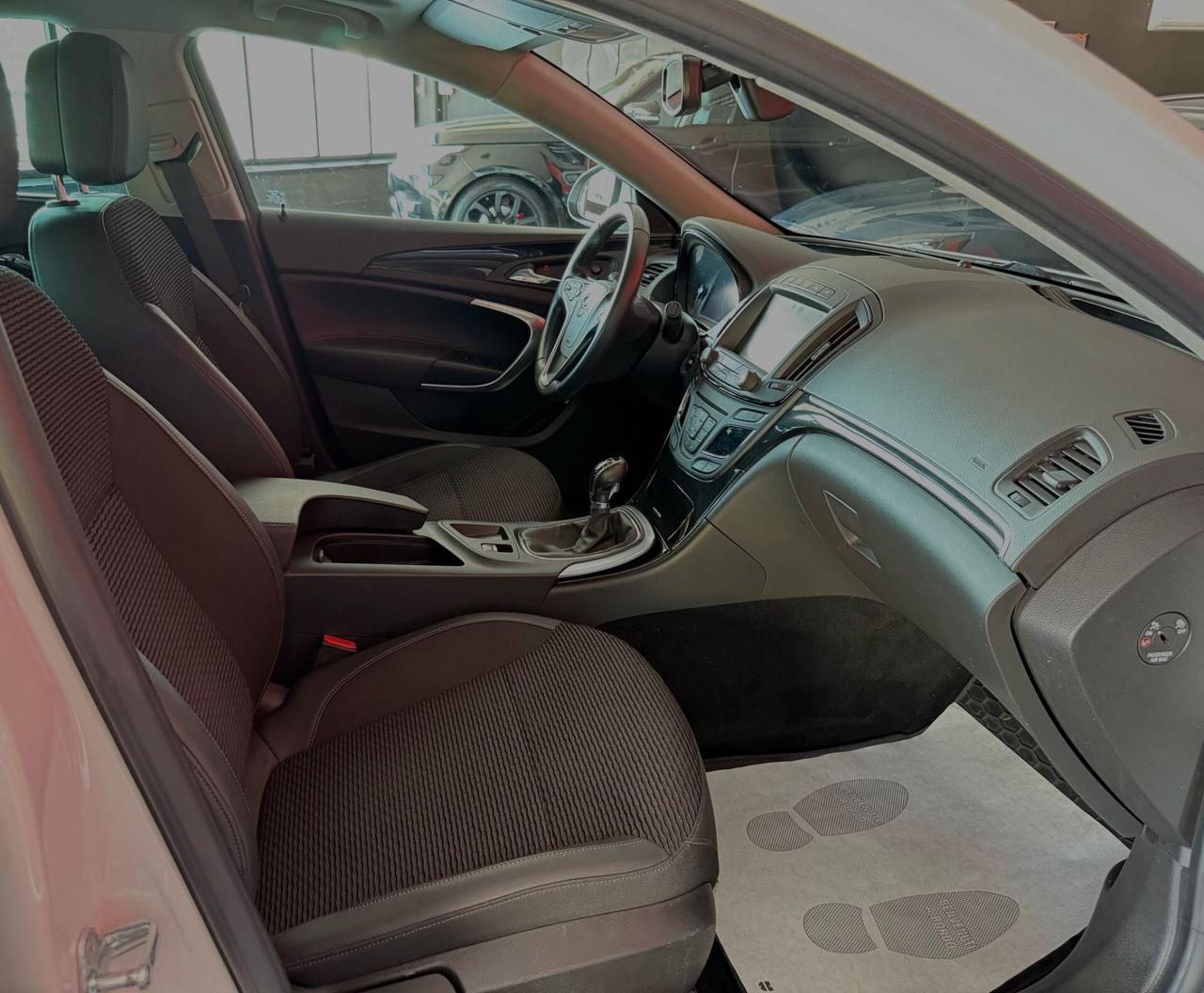 Opel Insignia 2.0 CDTI 140CV Ecopower Sports Tourer Cosmo Business