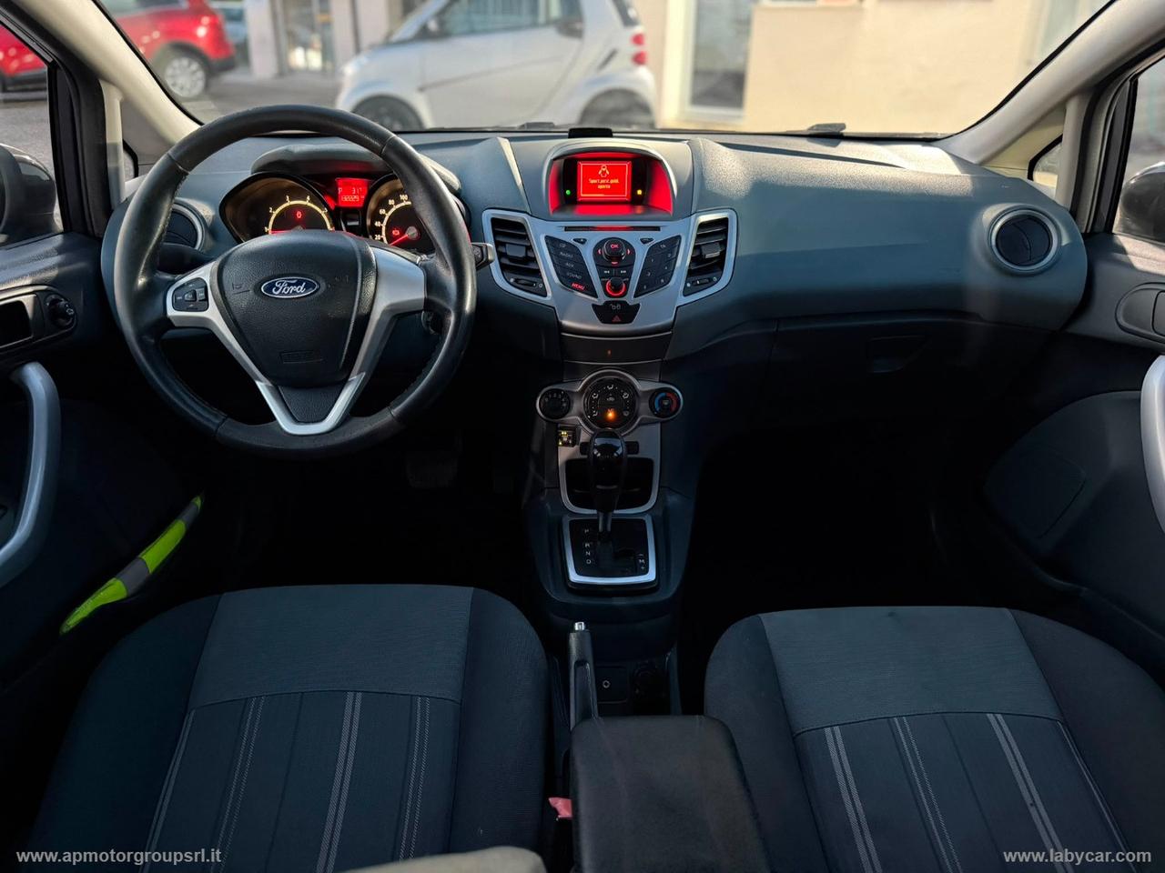 FORD Fiesta 1.4 96 CV aut. 5p. Titanium