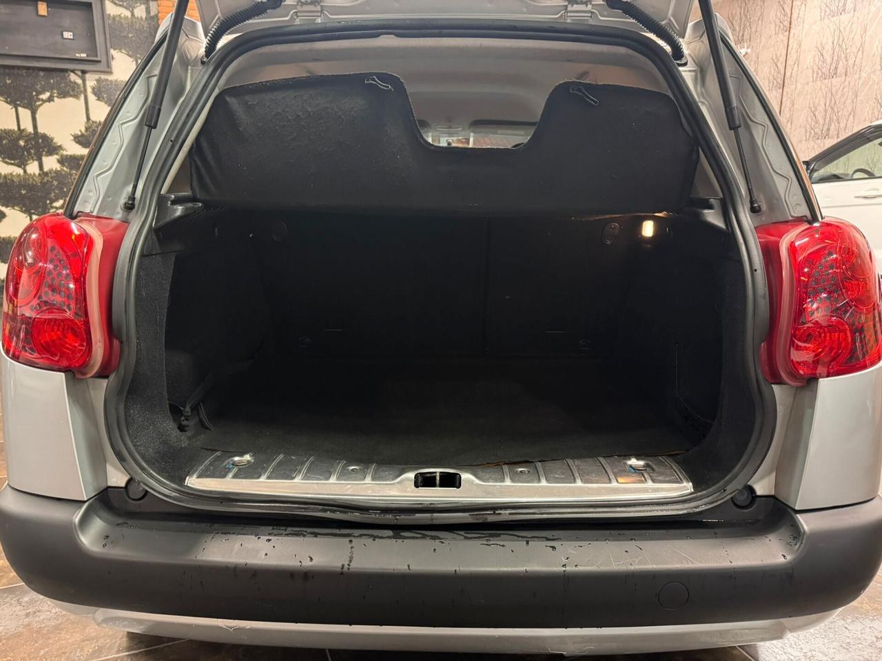 Peugeot 207 1.4 VTi 95CV SW Active