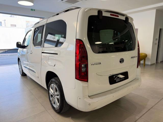 Toyota Proace City 7 posti