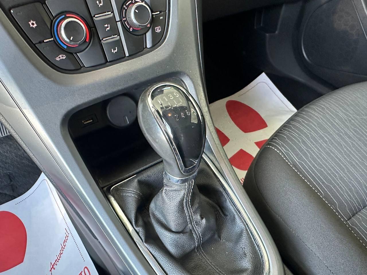 Opel Astra - 1.4 | 120CV
