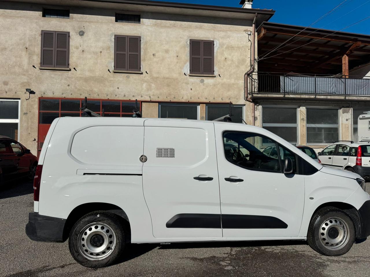 Peugeot Partner BlueHDi 100 S&S PL Furgone Pro