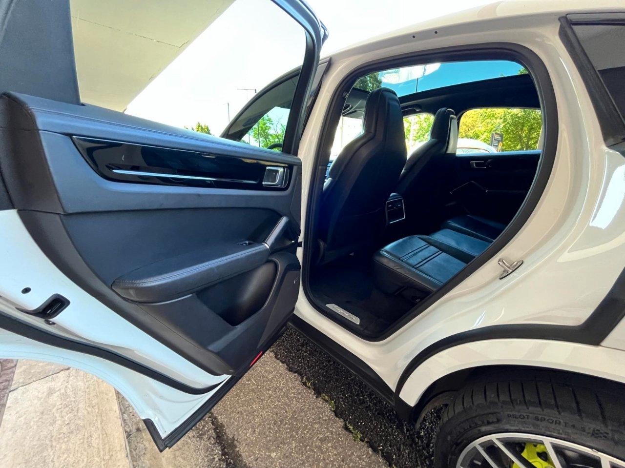 Porsche Cayenne Coupe 3.0 e-hybrid 5p.ti tiptronic