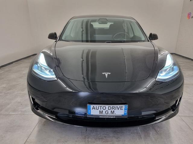 TESLA Model 3 RWD