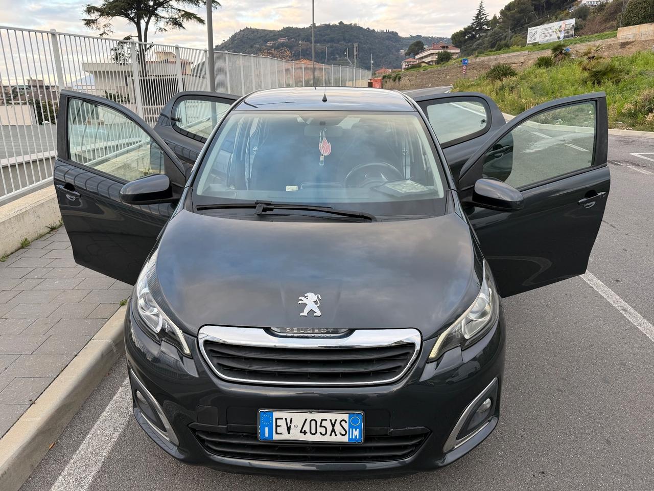 Peugeot 108 VTi 68 5 porte Allure TOP!