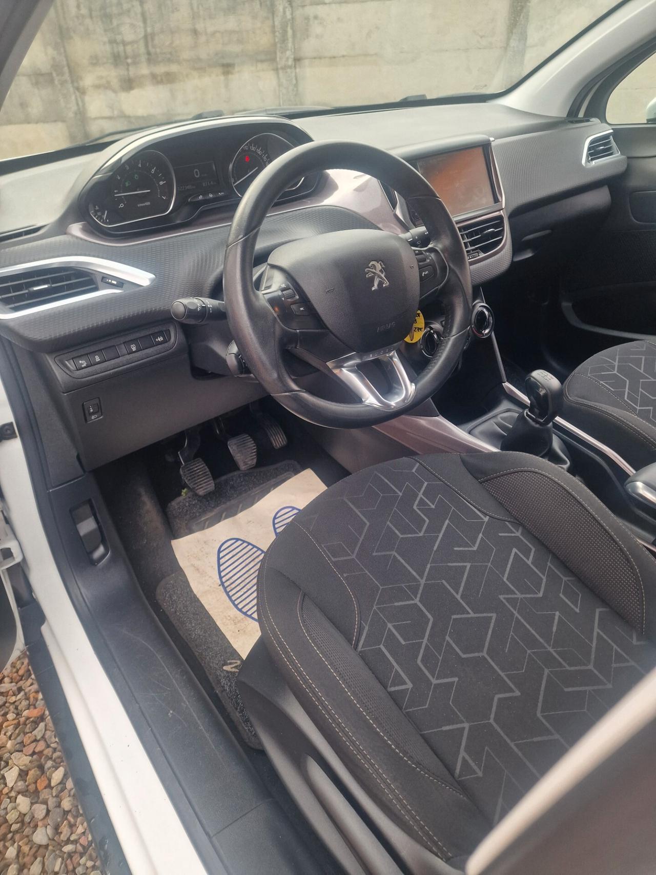 Peugeot 2008 PureTech 82 Active